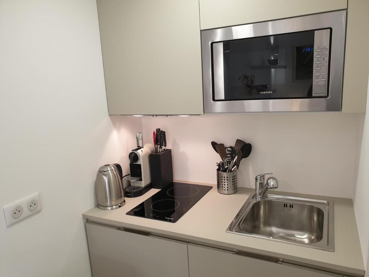 Studio Neuf Et Charmant Vieil อองทีบส์ ภายนอก รูปภาพ